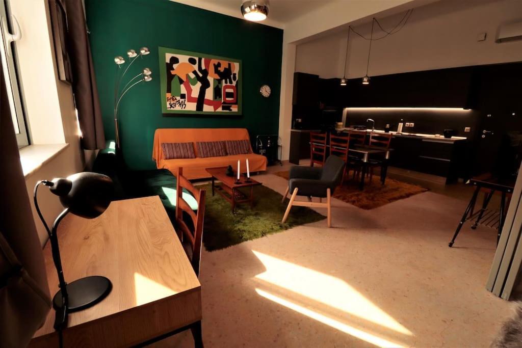 Central Studio In Monastiraki B Афины Экстерьер фото